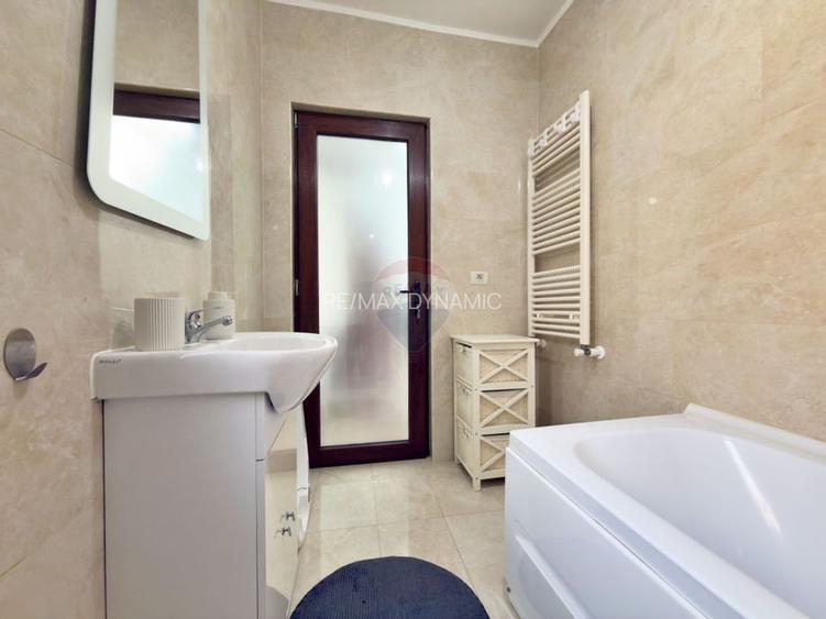 Apartament modern de vânzare, etaj 1, balcon închis, parcare privată - 12