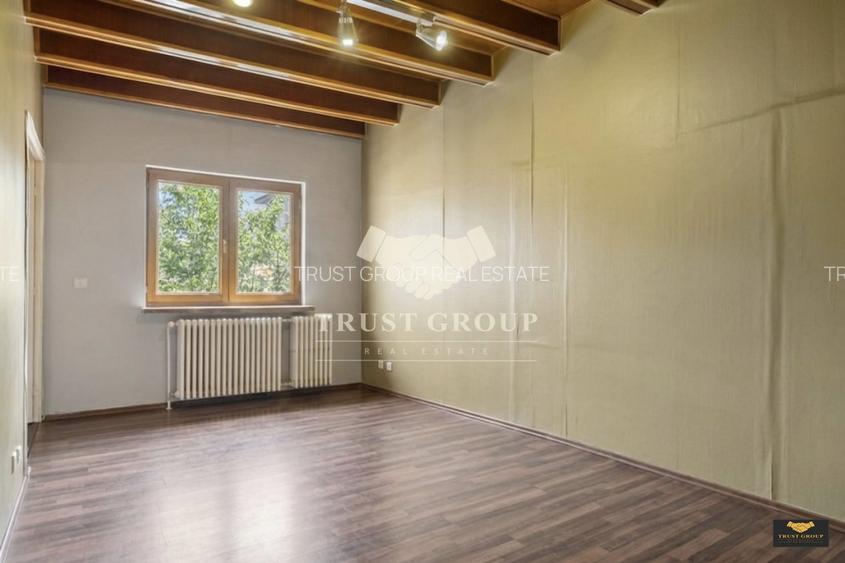 Casa versatila Banu Manta | 12 camere | Curte individuala | 4 locuri de parcare - 4