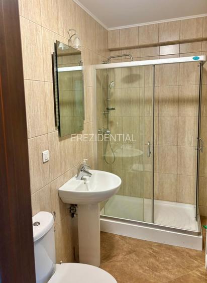 Vila spatioasa -7 camere-vedere panoramica-Azuga - 20