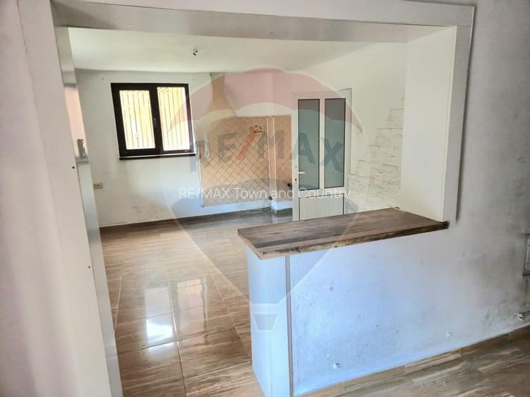 Casă / Vilă cu 7 camere de vânzare - 15