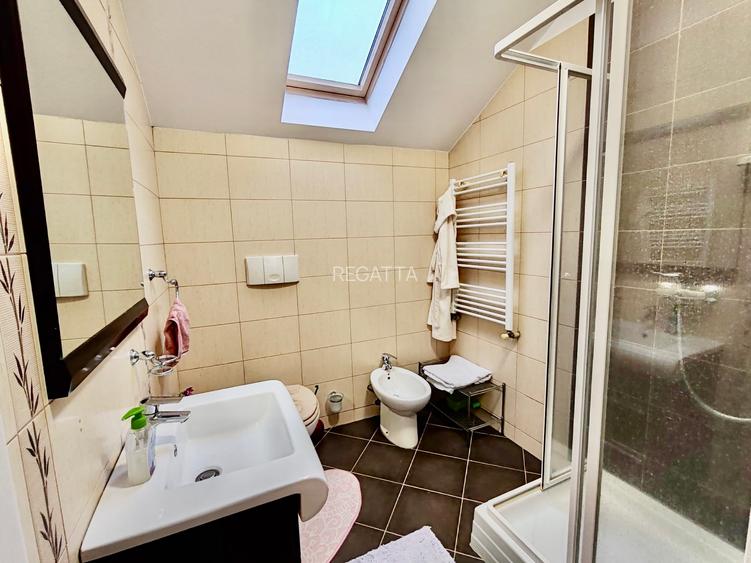 Vila spatioasa de inchiriat 7 camere cu gradina  si terasa spectaculoasa - 25