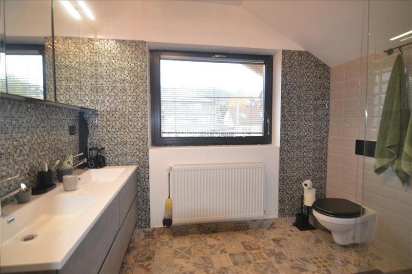 Vanzare casa moderna 4 camere,2 bai mobilata utilata la cheie Sacele - 23