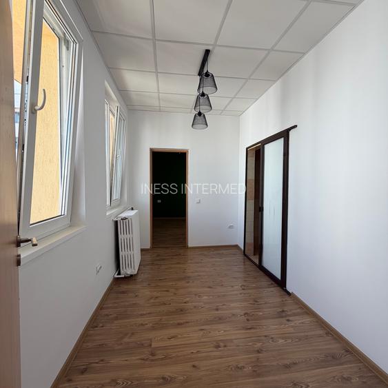 Stirbei Voda colt cu Stirbei Voda, 2 camere nemobilate, etaj 8/8 - 4