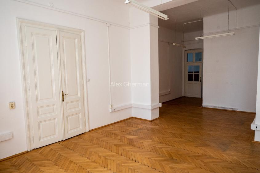Proprietar inchiriez apartament in Centru - 2