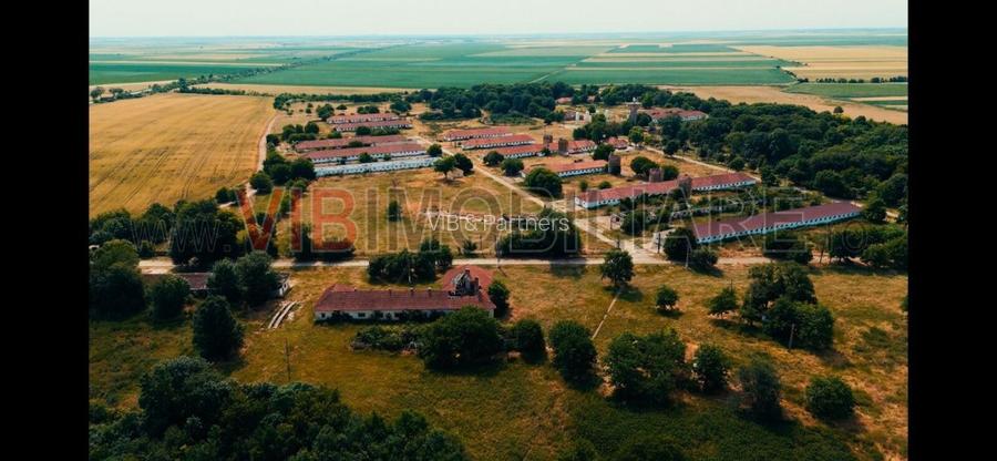 Ferma complet utilată – 30 ha teren comasat cu 11.500mp grajduri renovate Timiș - 7