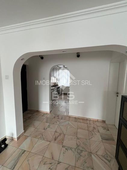 Apartament 3 camere de inchiriat - zona COROANA DE AUR - 5