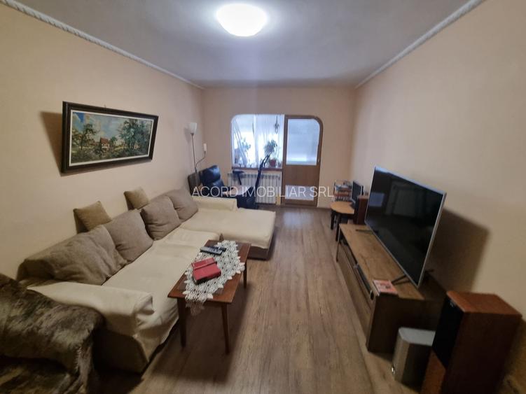 iCIL lidl-apartament 4 camere decomandat cu gaze - 2