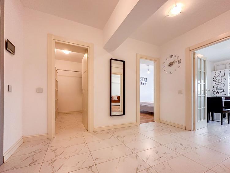 Tatarasi, Himson, apartament spatios 2 camere, dressing, parcare subterana