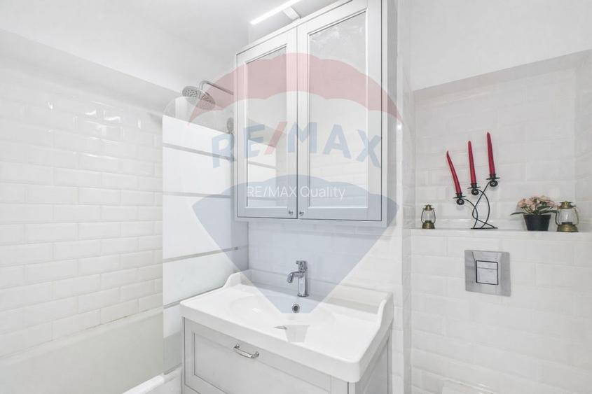 Apartament 4 Camere Ultrafinisat | Etaj 12/12 | 2 Bai | Bd. Chisinau - 8