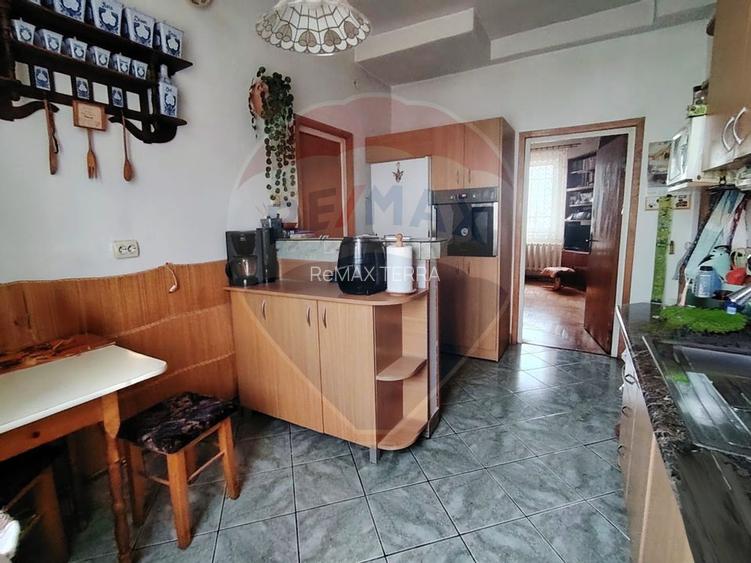 Comision 0% – Casa ultracentrala, liniștita, cu garaj - 7