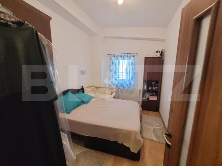 Apartament de vanzare, cu 3 camere, 66 mp, zona Pacurari - 8