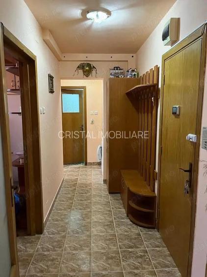 OFERTĂ! Apartament 2 camere decomandat 67 mp, centrală, AC,  metrou aproape - 10