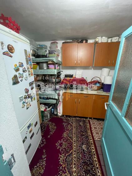 Casă cu 3 camere, garaj și curte spațioasă – zona Giulești - 6