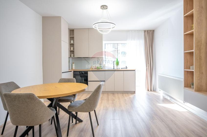 Apartament cu 2 camere de închiriat + parcare subterană în Tractorul - 9