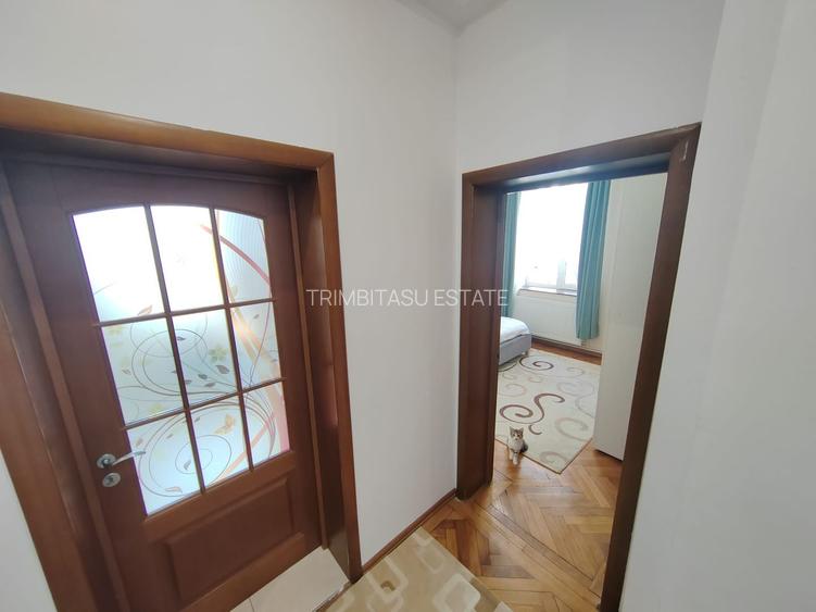 Parcul Carol,imobil versatil rezidential /birouri,parcare si curte - 11