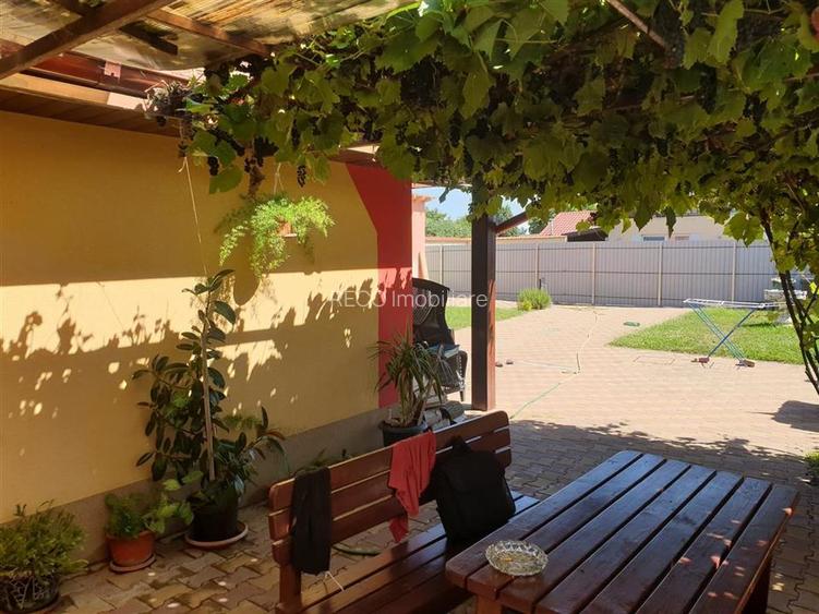 RECO Casa cu 3 camere renovata in Cheresig - 11