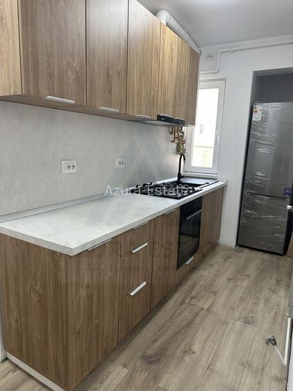 Apartament 3 camere semidecomandat etaj 2 strada Semaforului - 2