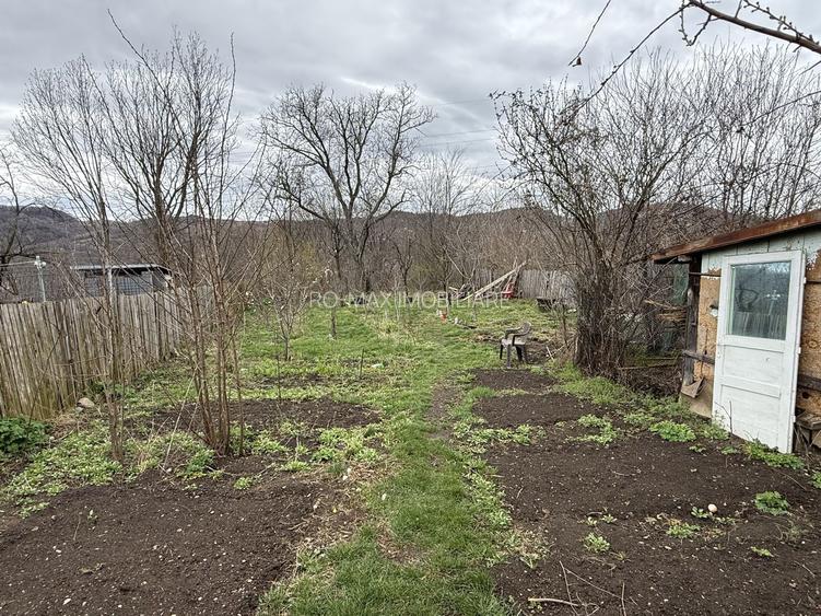 Casă corp C1 84mp + casă corp C2 51mp+garaj+ grădină și teren 889mp - 21
