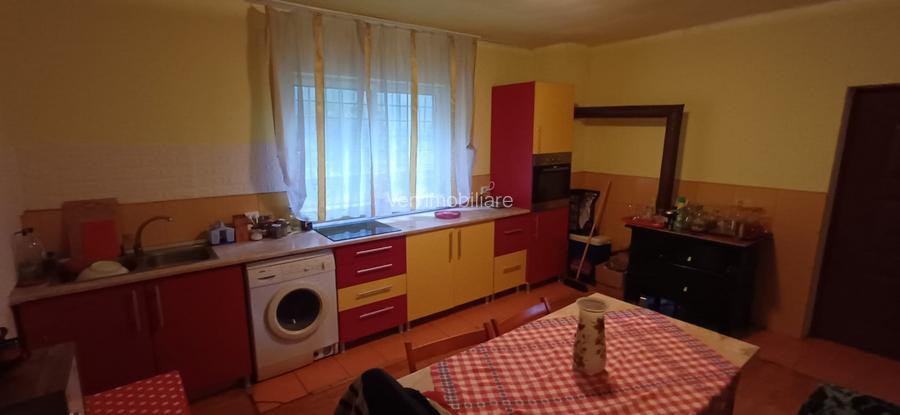 Casa individuala in Prundu Bargaului, zona centrala - 13