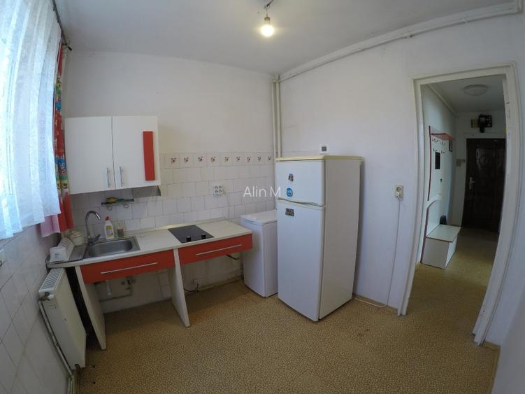 Apartament 3 camere luminos, orientare sudică – Bulevardul Griviței, Brașov - 5
