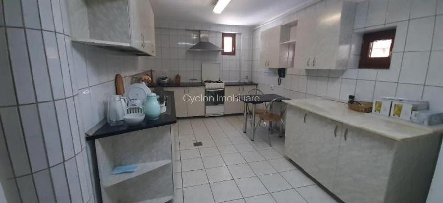 Casa de vacanta sau pensiune situata langa Cabana Trei Brazi Predeal - 13