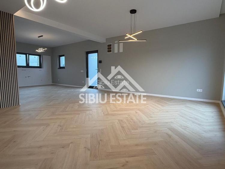 Apartament exclusivist 4 camere, intabulat, 115 mp , Grădină 200 mp , - 7