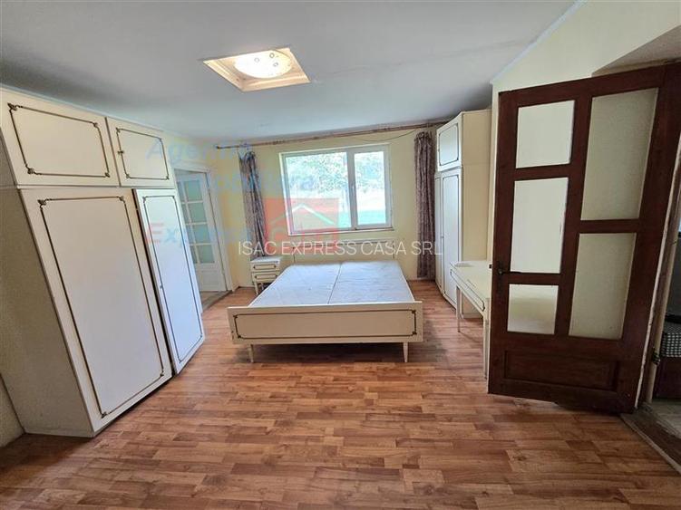 Casa locuibila de vanzare (3 camere, baie, bucatarie, teren) la 28 km de Iasi - 2