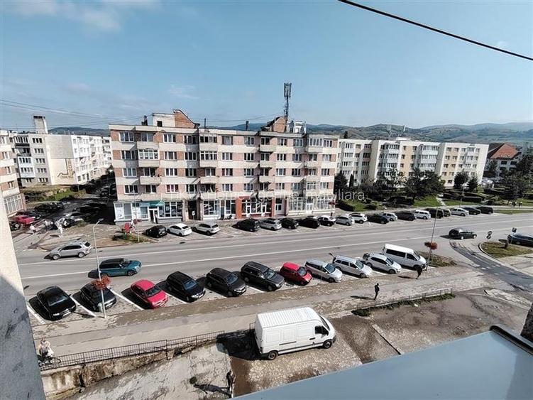 Apartament cu 3 camere (Gheorgheni Cart. Florilor, bl. 13) - 15