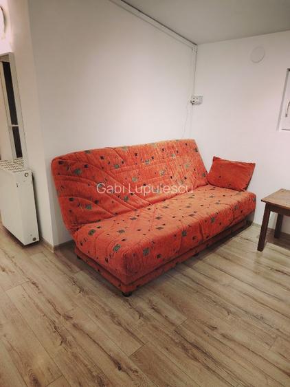 Popa Șapcă -zona Punctele Cardinale 1cameră 230€ - 5