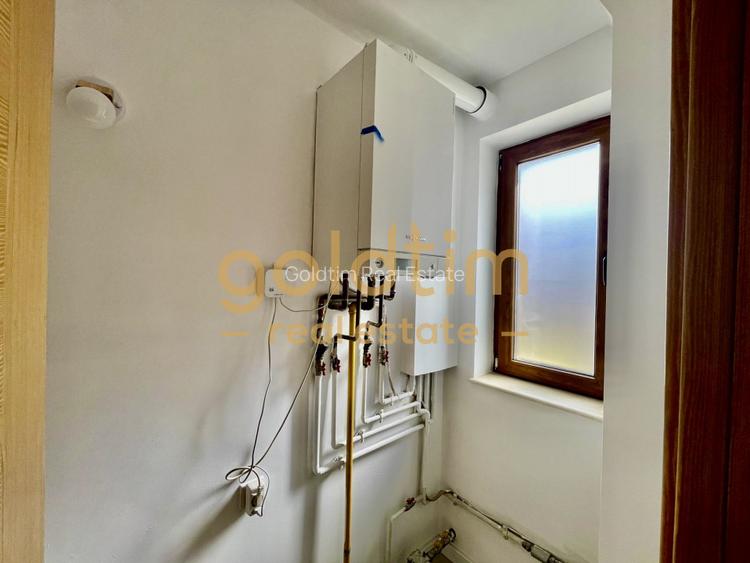 SUPERBA/SPATII DEPOZITARE/ANSAMBLU INCHIS CU PISCINA/RENOVATA - 4