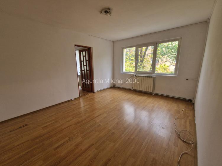 Pe frumoasa strada Harniciei la etajul 1, in bloc izolat termic - 2