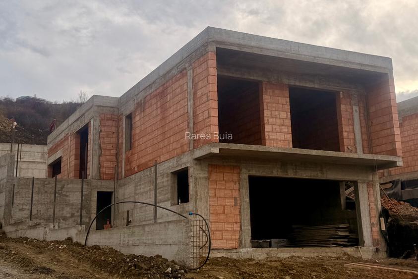 Casa de vânzare Dezmir - zona Planoarelor - 13