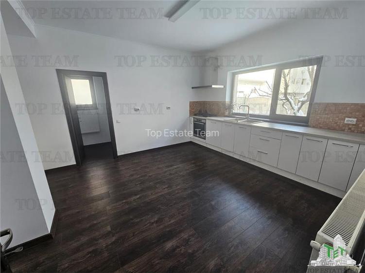 DE INCHIRIAT Vila 5 camere nemobilate in Chiajna - 2