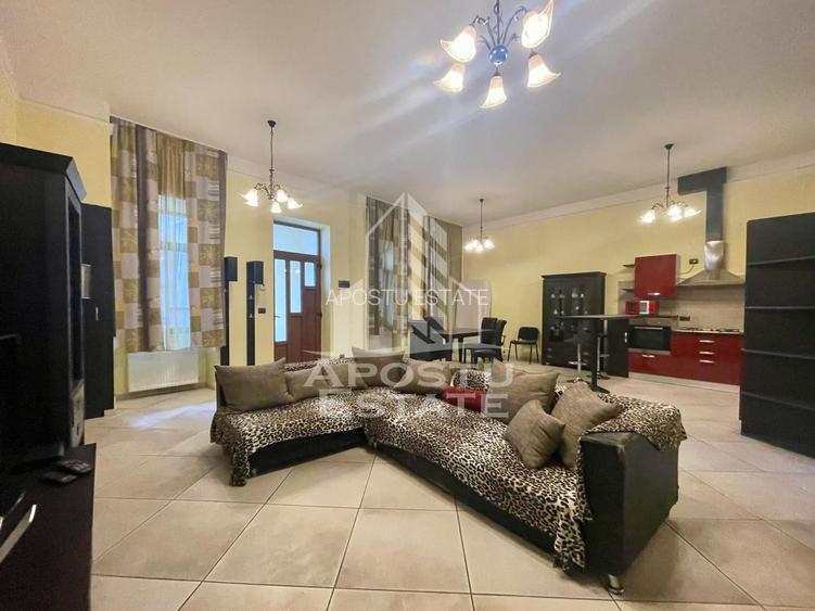 Apartament 3 camere, curte cu acces auto, ULTRACENTRAL - 2