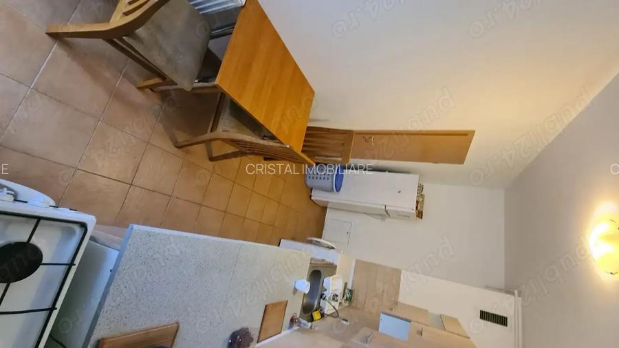 Studio mobilat complet, etaj 2, parcare inclusă, centrală, prima închiriere - 9