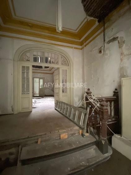 De Vanzare Vila Interbelica, 8-10 Camere, Romana - Zodiac - 9