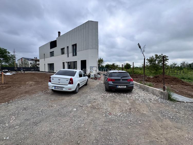 Casa Moderna P+1+M. 320mp Teren. 145mp Util - 8