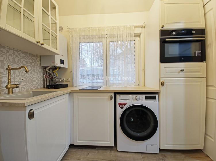 Casa 2 apartamente, ultrafinisate,mobilate la cheie, Horea zona Urania - 17