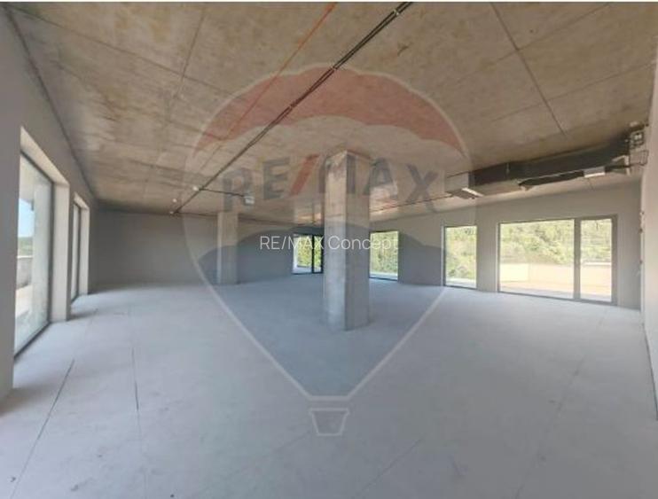 Spațiu de birouri  spre vânzare cu terasă panoramică - Mănăstur - 2