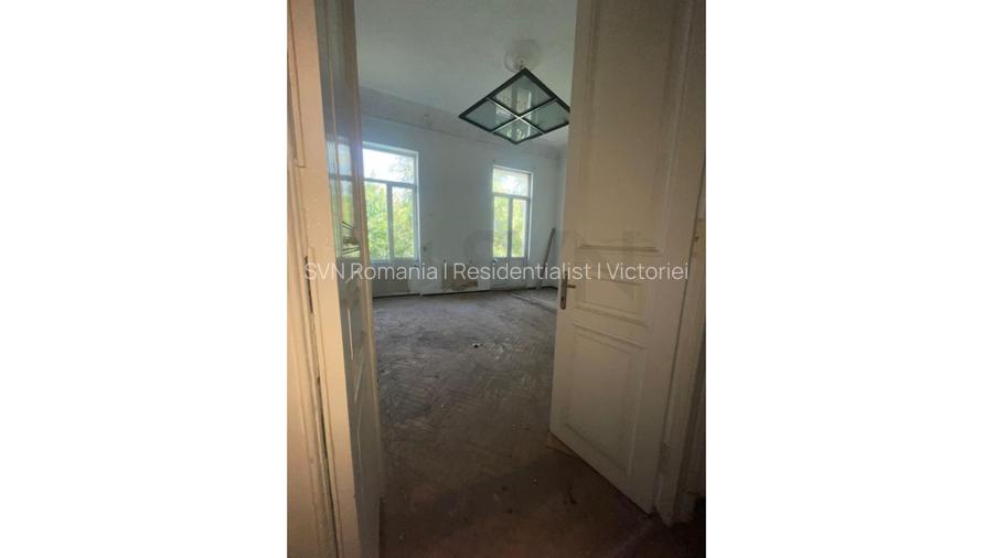 REV2003910 Cladire istorica de vanzare in Centrul Bucurestiului - 8