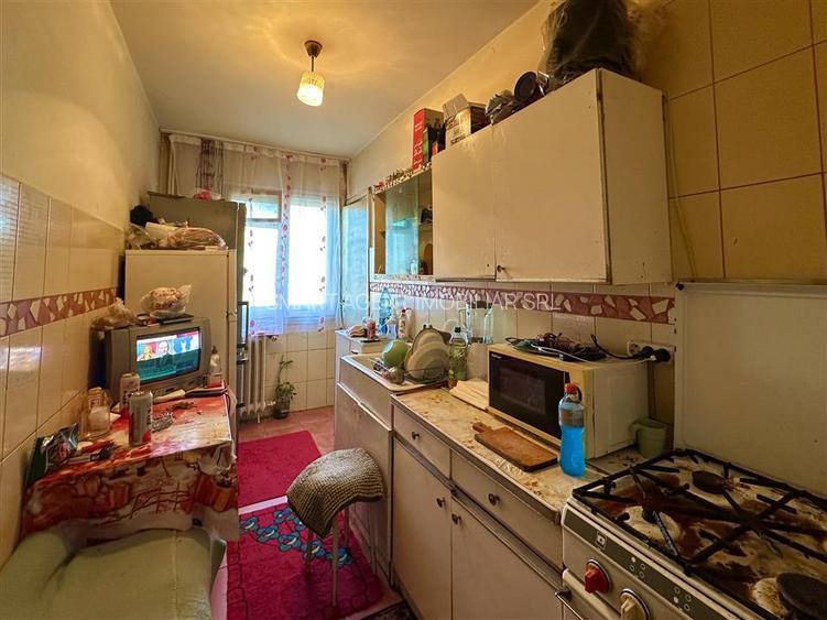 Apartament 2 camere , decomandat. Zona Aurel Vlaicu, Arad - 3