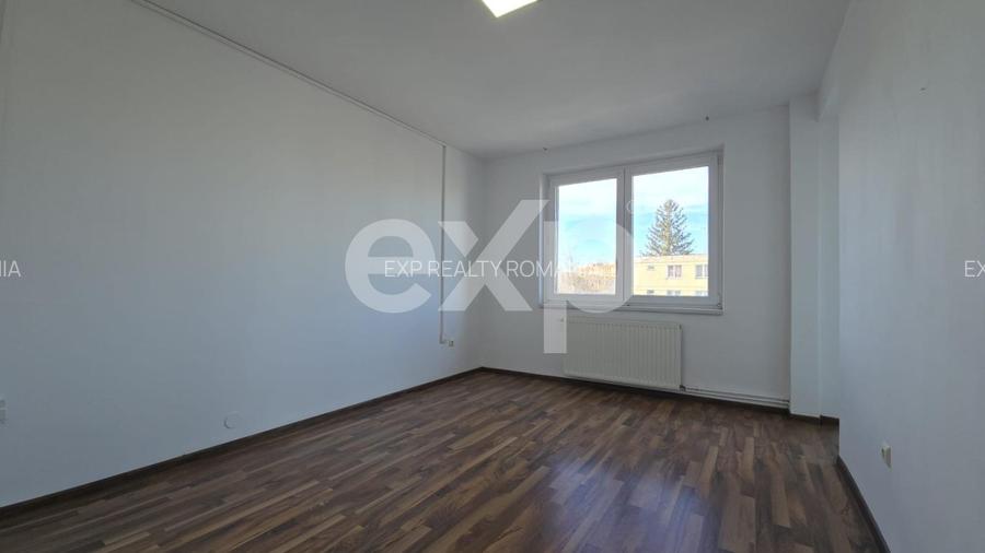 Spațiu comercial de închiriat, 60mp, Centrul civic- Toamnei - 700 Euro - 9