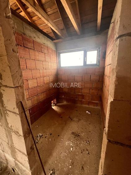 Casa individuala semifinisata in Sanicoara - 19