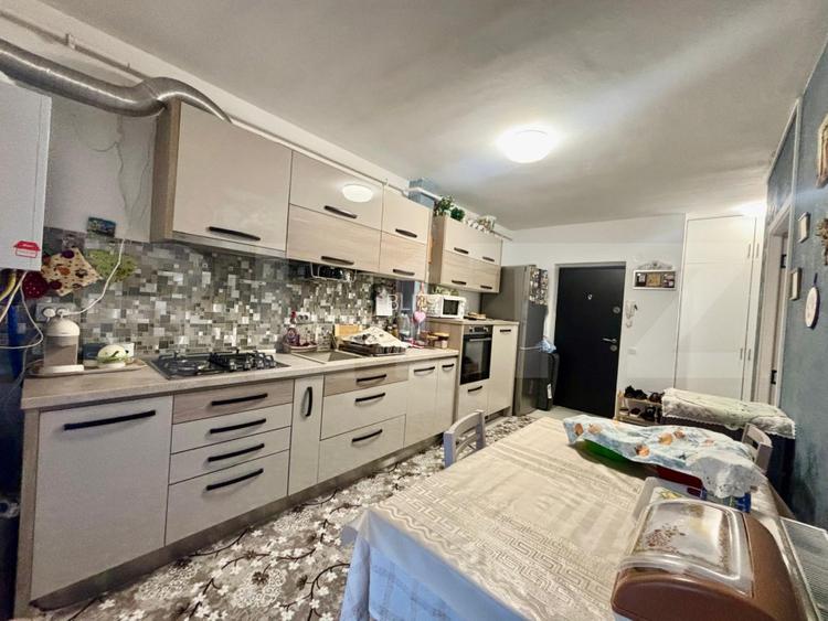 COMISION 0! Apartament 1/2 camere, 35mp, etaj intermediar, zona Eroilor - 2