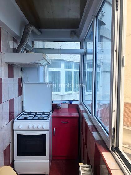 Ofer inchiriere ap 3 camere  ultracentral, mobilat si utilat, 550 euro - 13