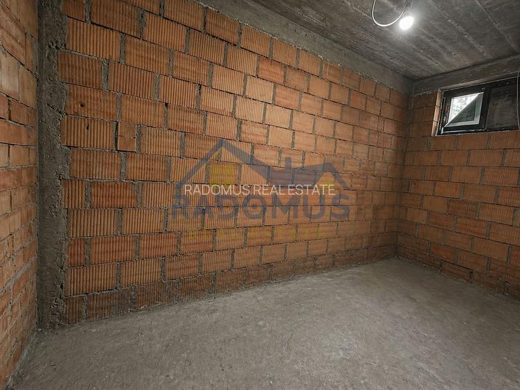 Casă P+M | Strejnicu | Teren 400 m² | An 2022 | 150.000€ | Comision 0% - 4