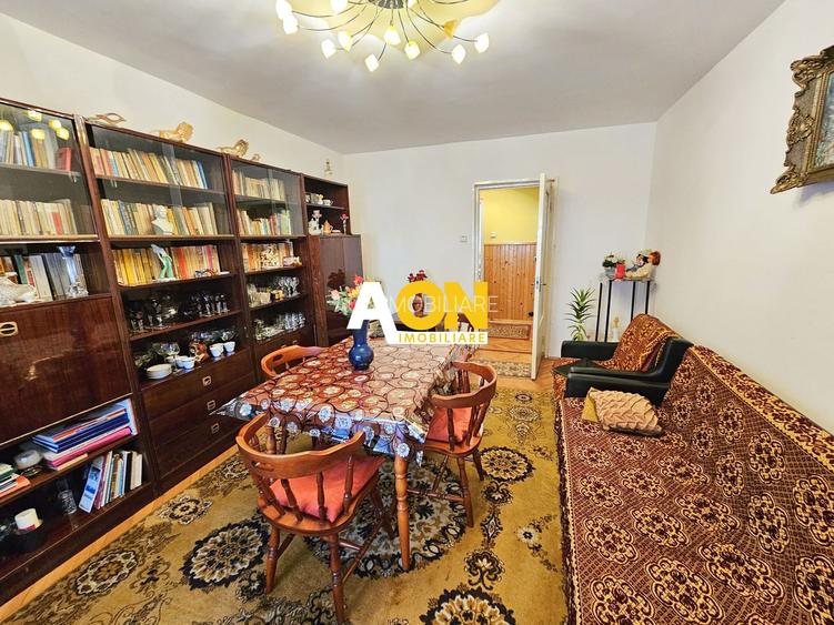 Apartament 3 camere, 2 bai, etaj 2, Cetate, zona Scolii Mihai Eminescu - 3