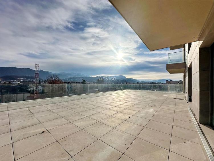 Apartament premium cu 4 camere  – vedere spectaculoasă către Tâmpa și Oras - 23