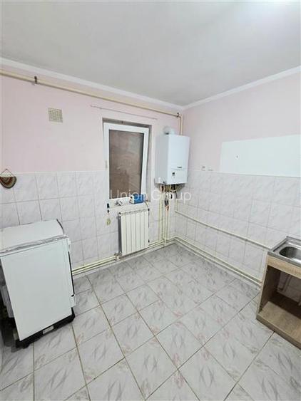 Apartament 3 Camere, Decoamndat, Macul Rosu - 6