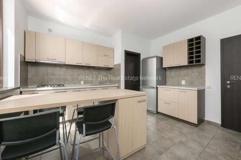 Vilă spațioasă și elegantă în Pipera – zona Porsche / Hotel Alexander - 7